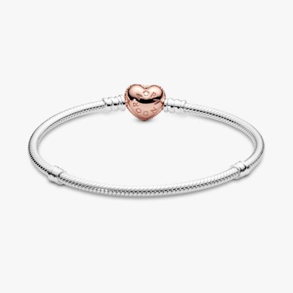 Pandora Moments Pavé Heart Clasp Snake Chain Bracelet with a free surprise charm - Picture 3 of 4